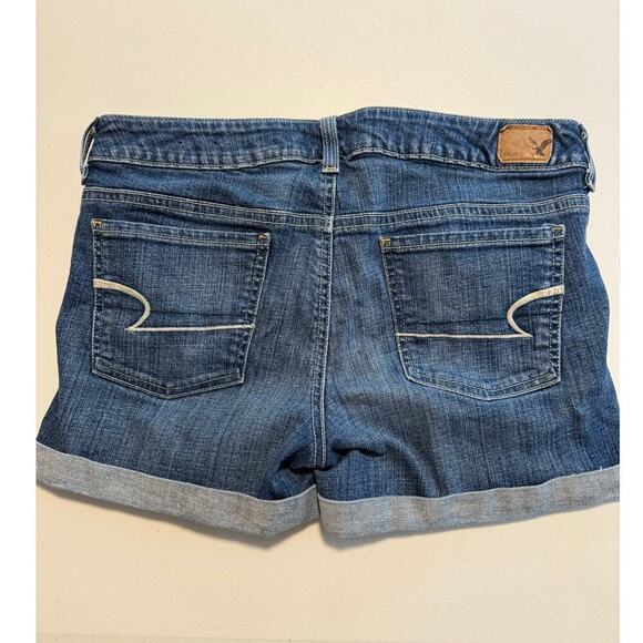American Eagle Outfitter Stretch Cuffed Size 10 Midi Mid-Rise Women's Shorts - Picture 5 of 5